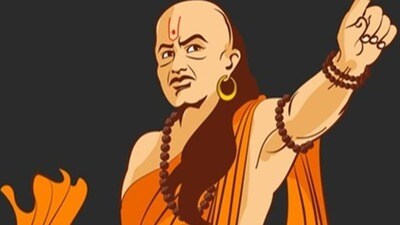 Chanakya Niti: ఈ ముగ్గురు ఎక్కువకాలం నిలబడరని హెచ్చరించిన చాణక్య!