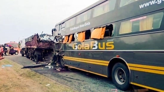 A conductor-driver bus collided into a container truck on the Yamuna Expressway in Uttar Pradesh's Mathura district, killing 4 and injuring several others (ANI)
