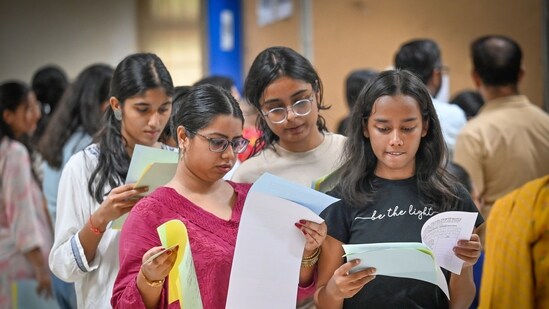 DU PG Admission 2026: Correction, mid-entry, third round of allocation schedule out at du.ac.in (Hindustan Times)