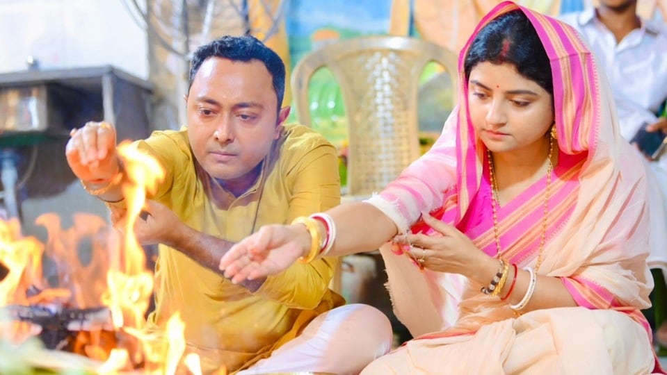 অদিতি মুন্সির স্বামী তথা বিধাননগরের প্রাক্তন কাউন্সিলর দেবরাজ চক্রবর্তীকে গ্রেফতার করা হল পুরুলিয়া থেকে। (ফাইল ছবি, সৌজন্যে ফেসবুক Debraj Chakraborty﻿)