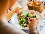 Read more to find out how to manage hunger during weight loss!