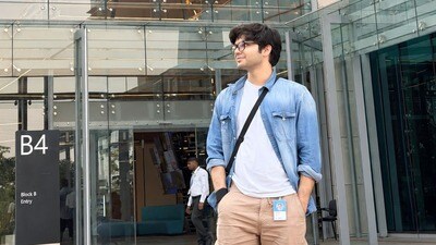 মাত্র ১৯ বছরেই মাইক্রোসফটে চাকরি পেলেন আশিস কুমার বর্মা। (ফাইল ছবি, সৌজন্যে LinkedIn) মাত্র ১৯ বছরেই মাইক্রোসফটে চাকরি পেলেন আশিস কুমার বর্মা। (ফাইল ছবি, সৌজন্যে LinkedIn)