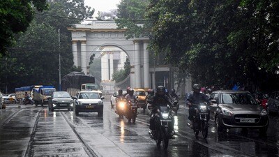 আগামী ৩ জুলাই বঙ্গোপসাগরে একটি নিম্নচাপ সৃষ্টি হওয়ার সম্ভাবনা রয়েছে। (Saikat Paul) আগামী ৩ জুলাই বঙ্গোপসাগরে একটি নিম্নচাপ সৃষ্টি হওয়ার সম্ভাবনা রয়েছে। (Saikat Paul)