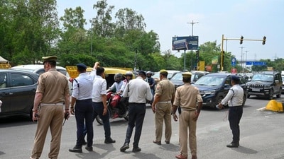 According to the MCD’s plan, 20 major border toll plazas in Delhi are set to become barrier-less ahead of the Capital’s winter pollution season in October. (HT Archive) According to the MCD’s plan, 20 major border toll plazas in Delhi are set to become barrier-less ahead of the Capital’s winter pollution season in October. (HT Archive)