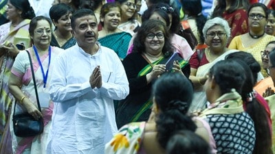 মহিলা হেল্পডেস্ক এবং সাইবার হেল্পডেস্ক চালু করল শুভেন্দু অধিকারী সরকার। (ফাইল ছবি, সৌজন্যে সমীর জানা/হিন্দুস্তান টাইমস) মহিলা হেল্পডেস্ক এবং সাইবার হেল্পডেস্ক চালু করল শুভেন্দু অধিকারী সরকার। (ফাইল ছবি, সৌজন্যে সমীর জানা/হিন্দুস্তান টাইমস)