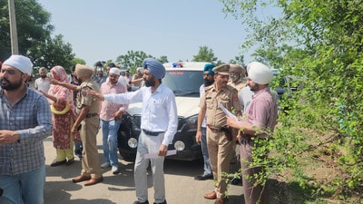 The SIT investigating the Behbal Kalan firing case in Faridkot district on Thursday. (Sanjeev Kumar/HT)