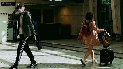 While some are embracing airport divorce for smoother travels, others criticise the trend, reflecting differing preferences in relationship dynamics. (Pexels) While some are embracing airport divorce for smoother travels, others criticise the trend, reflecting differing preferences in relationship dynamics. (Pexels)