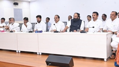 తెలంగాణ కేబినెట్ కీలక నిర్ణయాలు