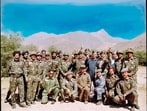 General Ved Prakash Malik, the chief of army staff during the Kargil War, and Air Chief Marshal Anil Yashwant Tipnis, then chief of the air staff, with the victorious Indian Army troops after recapturing Tiger Hill in July 1999. (HT File)