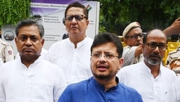 EC notices to both TMC camps as rebels meet poll panel bench, claim majority EC notices to both TMC camps as rebels meet poll panel bench, claim majority