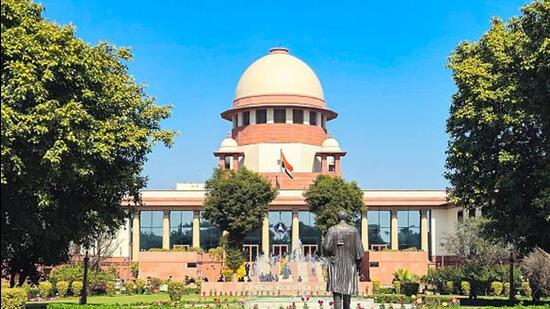 SC halts CAG audit of Delhi power discom...