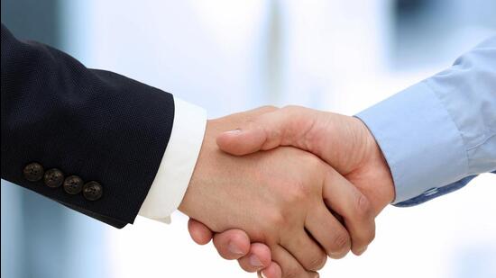 The top three business transformations will share a total prize pool of ₹1 crore from Raj Shamani and Emergent. (representative photo)
