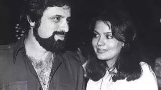 Zeenat Aman married actor Sanjay Khan in 1978. Zeenat Aman married actor Sanjay Khan in 1978.