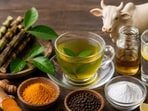 Surgical oncologist rates popular cancer remedies, warns against unsupported claims.
