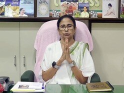 চন্দ্রিমার পদ ছাড়ার দিনে মমতার বড় ঘোষণা,দলীয় সভানেত্রী পদে দিদি!মদন, কুণালকে..