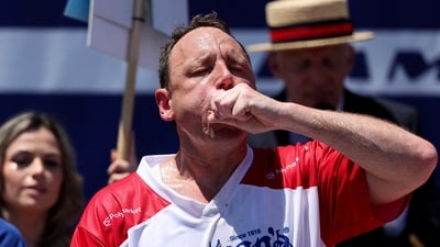 Joey Chestnut received $10,000 for finishing first in the men's competition. REUTERS/Jordan Tovin (REUTERS)