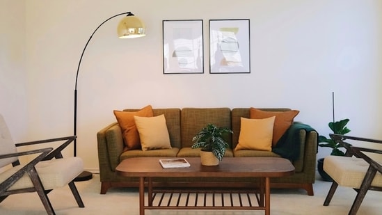 Bengaluru real estate: A 28-year-old working professional has alleged that the landlord retained a substantial portion of her deposit and is now demanding an additional ₹22,000 after she vacated the apartment. (Picture for representational purposes only) (Unsplash)