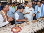BJP national president Nitin Nabin during an interaction with state BJP leaders at a tea stall in Lucknow.