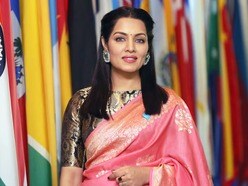 పెళ్లి రోజునే విడాకులు ఇచ్చిన భర్త, కన్నబిడ్డలే చదివి వినిపించిన నోటీసు- తెలుగు సీనియర్ హీరోయిన్ సెలీనా జైట్లీ కన్నీరు

