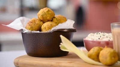 Kunal Kapur's corn pakora recipe can be prepared in around 45 minutes. (chefkunalkapur.com) Kunal Kapur's corn pakora recipe can be prepared in around 45 minutes. (chefkunalkapur.com)