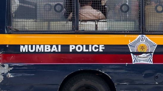 Mumbai man strangles neighbour to death, steals gold chain after share market losses Mumbai man strangles neighbour to death, steals gold chain after share market losses