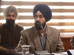 ZEE5 urges fans not to support Satluj piracy after full movie leaks online. 