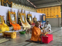 নরেন্দ্রপুর রামকৃষ্ণ মিশনে এক শিক্ষকের চাকরির অফার খারিজ করে দিল কলকাতা হাইকোর্টের ডিভিশন বেঞ্চ। (ছবিটি প্রতীকী, সৌজন্যে ফেসবুক Ramakrishna Mission Residential College, Narendrapur / RKMRC)