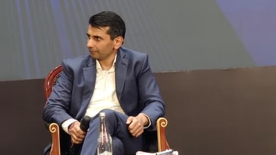 Abhinandan Lodha, CMD of HOABL, recalled at the HT Real Estate Summit how Amitabh Bachchan personally reached out to him while he was in Australia, saying, "Main UP se hoon aur mujhe Ayodhya ji mein land leni hai." (Mehul R Thakkar/HT Photo ) Abhinandan Lodha, CMD of HOABL, recalled at the HT Real Estate Summit how Amitabh Bachchan personally reached out to him while he was in Australia, saying, "Main UP se hoon aur mujhe Ayodhya ji mein land leni hai." (Mehul R Thakkar/HT Photo )