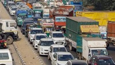 Anuj Gupta, a regular commuter from Rohini to central Delhi said that the section of Outer Ring Road near Mukarba Chowk is a nightmare, especially during peak hours.