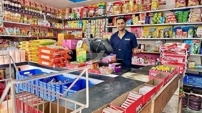 This image, claiming to show Vivek Sharma, actually shows a YouTuber and grocery store owner named Sumit Gorai. (YouTube/@retailsikho) This image, claiming to show Vivek Sharma, actually shows a YouTuber and grocery store owner named Sumit Gorai. (YouTube/@retailsikho)