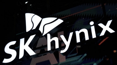 SK Hynix plans to raise up to $29.4 billion through a Nasdaq listing. (REUTERS/Kim Hong-Ji/File Photo) (REUTERS)