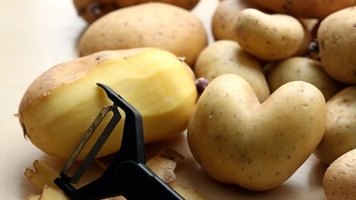 Stop avoiding the humble potato. Change the way you prep it, Paridhi Garg says. (Unsplash) Stop avoiding the humble potato. Change the way you prep it, Paridhi Garg says. (Unsplash)