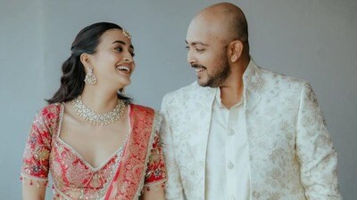 হবু বউ আকৃতি আগরওয়ালকে ঠকিয়েছেন পৃথ্বী শ? হবু বউ আকৃতি আগরওয়ালকে ঠকিয়েছেন পৃথ্বী শ?