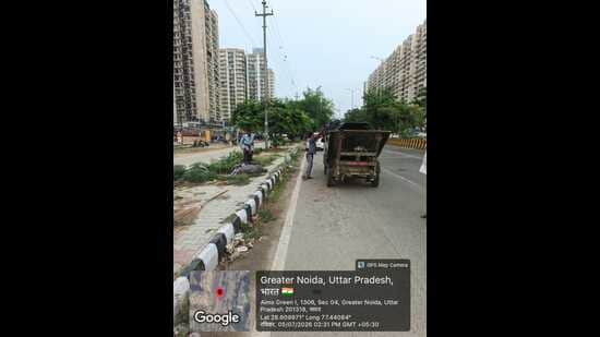 The Authority has mobilised personnel from its health and project departments across all eight work circles to ensure prompt garbage clearance and monitor cleanliness. (HT Photos)