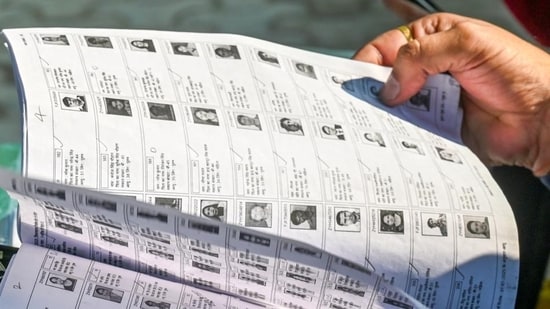 Draft rolls published for 3 states: 2 mn voters axed in Odisha, 158k in Manipur (HT Photos)