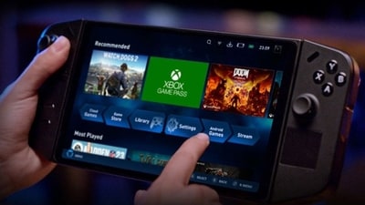 Xbox built rough prototypes, fought internal resistance and eventually launched a console that reshaped gaming. (HT )
