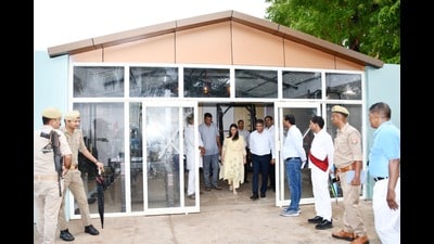 Officials inspecting the ongoing works at Boat Club in Prayagraj on Tuesday. (HT PHOTO) Officials inspecting the ongoing works at Boat Club in Prayagraj on Tuesday. (HT PHOTO)