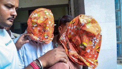 বারুইপুরের ১২ বছরের নাবালিকাকে গণধর্ষণ ও খুনের ঘটনায় তদন্ত যত এগোচ্ছে, ততই সামনে আসছে শিউরে ওঠার মতো তথ্য। (PTI)