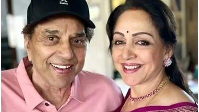 ধর্মেন্দ্রর শেষ ইচ্ছে নিয়ে কী জানালেন হেমা?