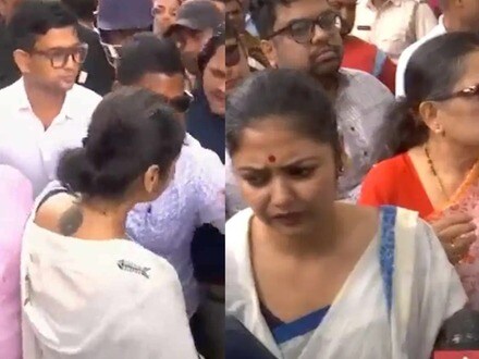  ঋতব্রত বন্দ্যোপাধ্যায়ের নেতৃত্বে বারুইপুরে যান সাংসদ সায়নী ঘোষ, কাকলি ঘোষ দস্তিদার এবং চন্দ্রিমা ভট্টাচার্য