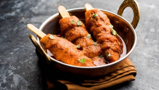Try This Easy And Delicious Protein-Rich Soya Chaap Curry Recipe Perfect For a Low-Calorie Indian Diet Plan