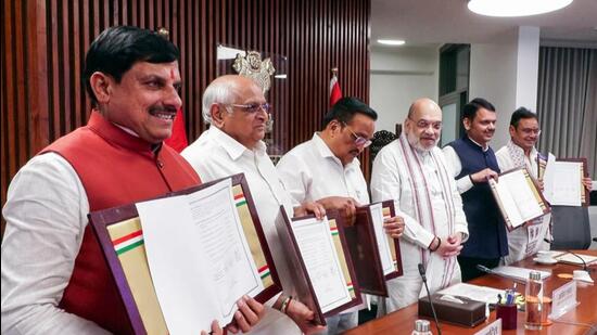 Four states sign pact to settle long-pending Narmada project dues Four states sign pact to settle long-pending Narmada project dues