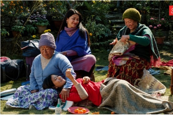A scene from Shape of Momo (Film still) A scene from Shape of Momo (Film still)
