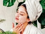 Sweat, sebum and pollution trapped by high humidity create the ideal conditions for clogged pores and acne (Credits: Adobe Stock)