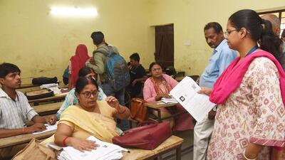 Maharashtra school education department directs schools to, as far as possible, conduct classes in the morning shift until July 30, to facilitate teachers appointed as BLOs for SIR of electoral rolls. ((PIC FOR REPRESENTATION))