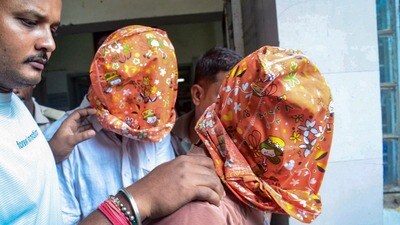 বারুইপুর কাণ্ডের এক অভিযুক্তের মৃত্যু হল এনকাউন্টারে। (ফাইল ছবি, সৌজন্যে পিটিআই) বারুইপুর কাণ্ডের এক অভিযুক্তের মৃত্যু হল এনকাউন্টারে। (ফাইল ছবি, সৌজন্যে পিটিআই)