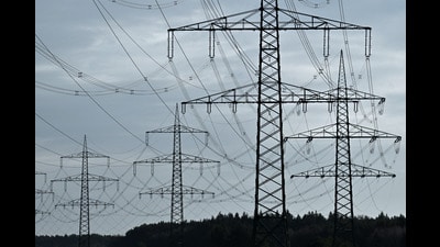 Pune'un BT merkezi elektrik kesintilerinden etkilendiğinden evden çalışmak bir çileye dönüşüyor