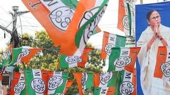 ఈడీ భారీ యాక్షన్: తృణమూల్ కాంగ్రెస్ బ్యాంక్ ఖాతాల్లో రూ.440 కోట్లు ఫ్రీజ్ (HT_PRINT)