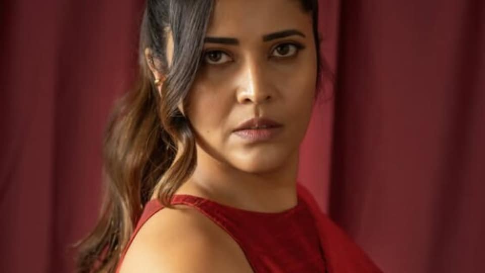 <p>రీసెంట్ గా టెడ్ టాక్ లో అనసూయ పార్టిసిపేట్ చేసింది, తన సక్సెస్ స్టోరీని అందరితో షేర్ చేసుకుంది. </p>(instagram-itsme_anasuya)