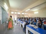 సర్వీసులో ఉన్న టీచర్లకు స్పెషల్ టెట్